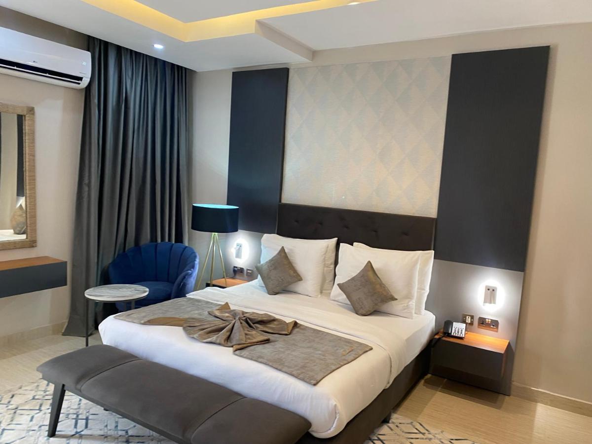 Wali'S Suites Abuja Exterior foto