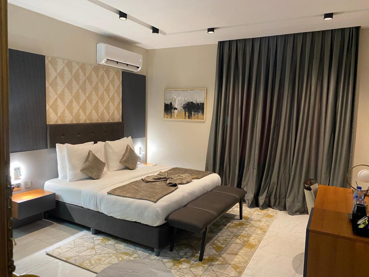 Wali'S Suites Abuja Exterior foto
